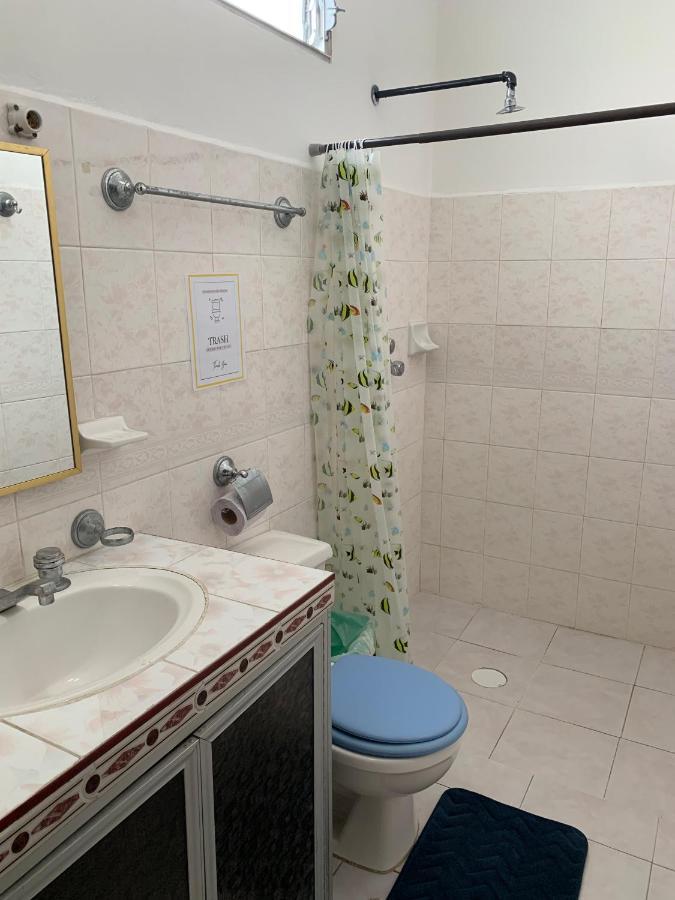 Spanglish Hostel Valladolid  Buitenkant foto